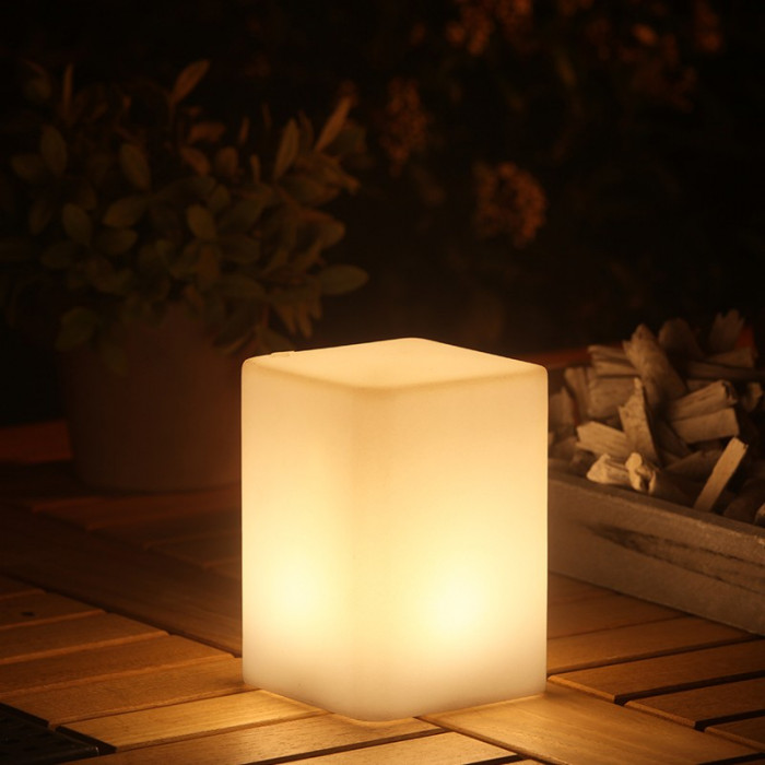 Exemple d'éclairage extérieur avec luminaire bar garden lights Exemple d'éclairage extérieur avec luminaire bar garden lights