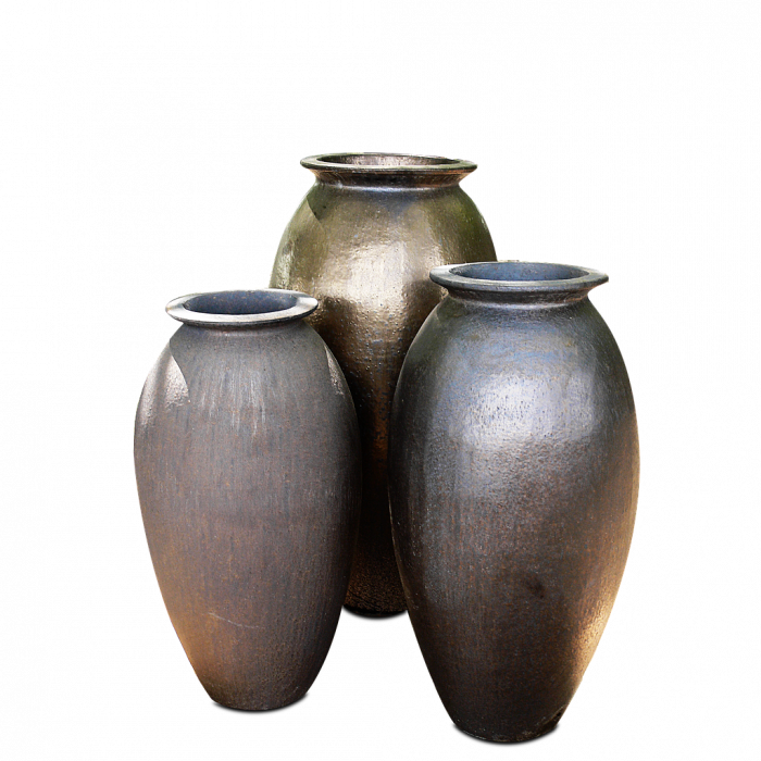 poterie roman en version bronze. poterie roman en version bronze.