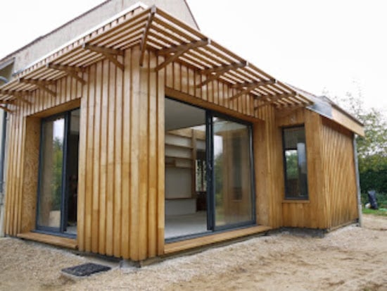 Bardage couvre-joint en bois de châtaignier